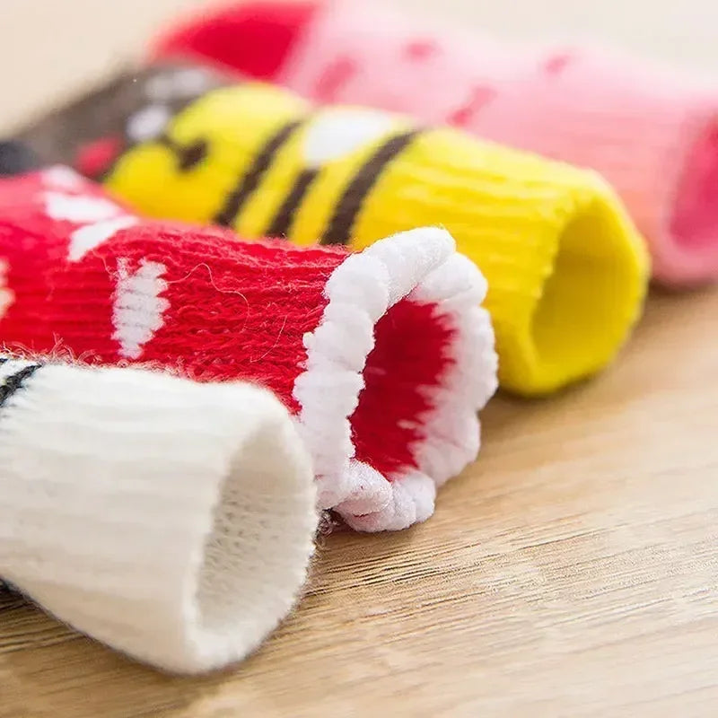 Winter Anti-Slip Pet Socks – 4pcs Warm Paw Protectors for Dogs & Cats